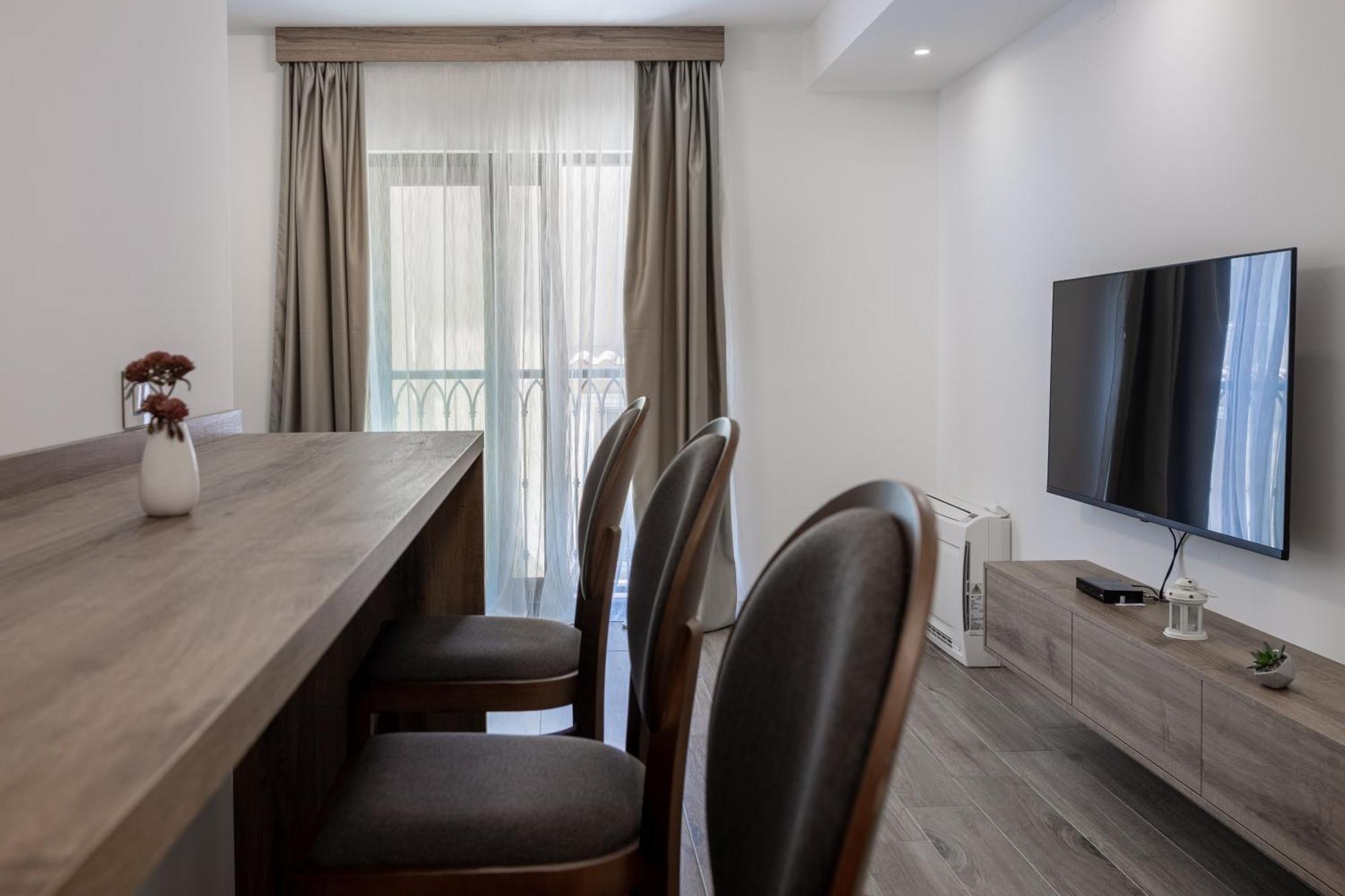 Hotel Diplomat By Aycon Budva Exterior photo