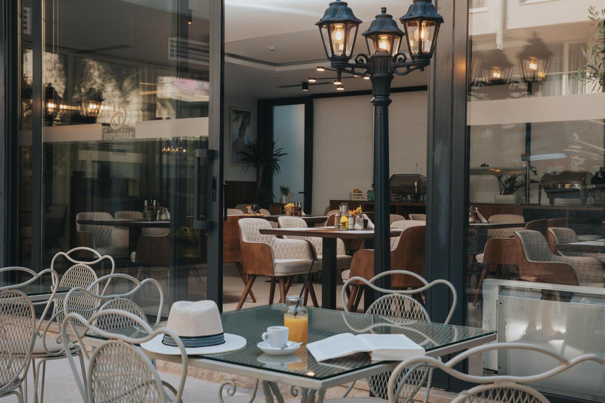 Hotel Diplomat By Aycon Budva Exterior photo
